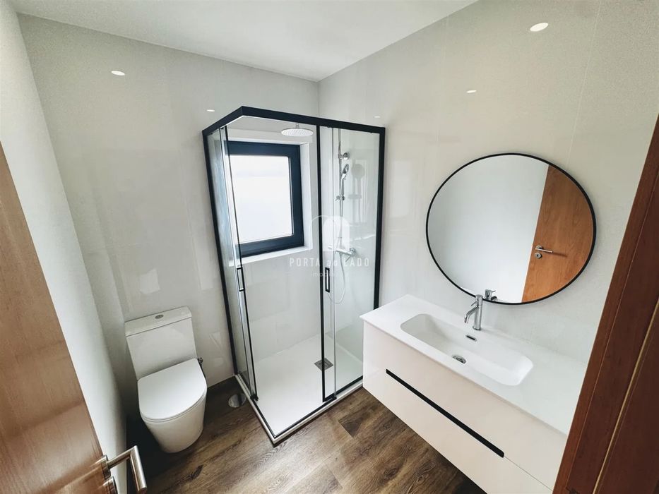 Moradia T4 térrea- Arada- Arrendamento