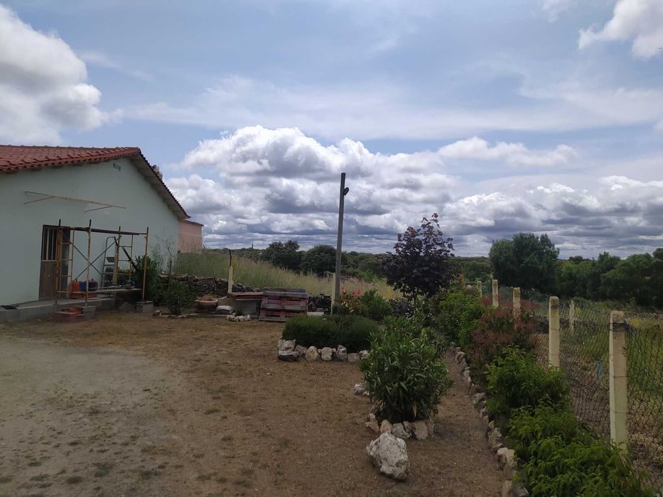 Oportunidade excelente-Quinta/Finca em Espanha fronteira com Portugal