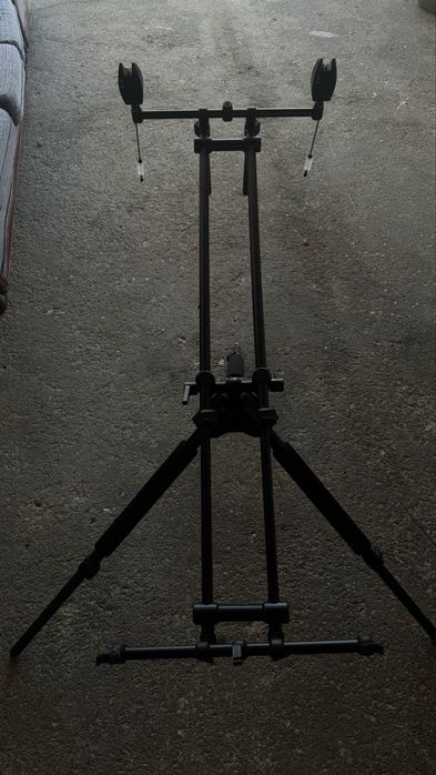 Conjunto carpfishing , shimano , Sonik , tripod , barco c / Gps