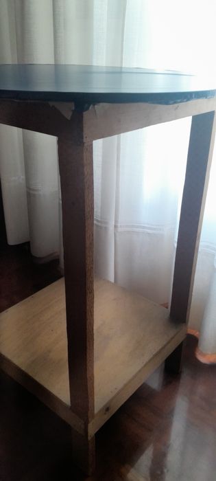 Mesa camilha em madeira