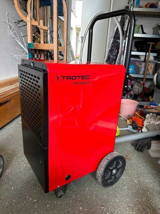 Аренда/Прокат Осушитель воздуха 55л для сушки помещений