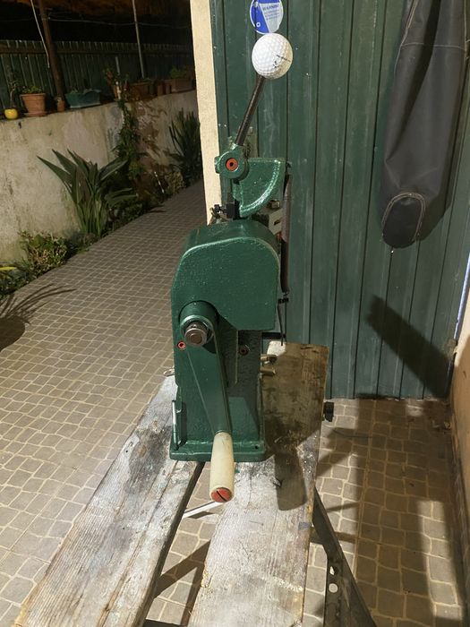 Maquina sapateiro