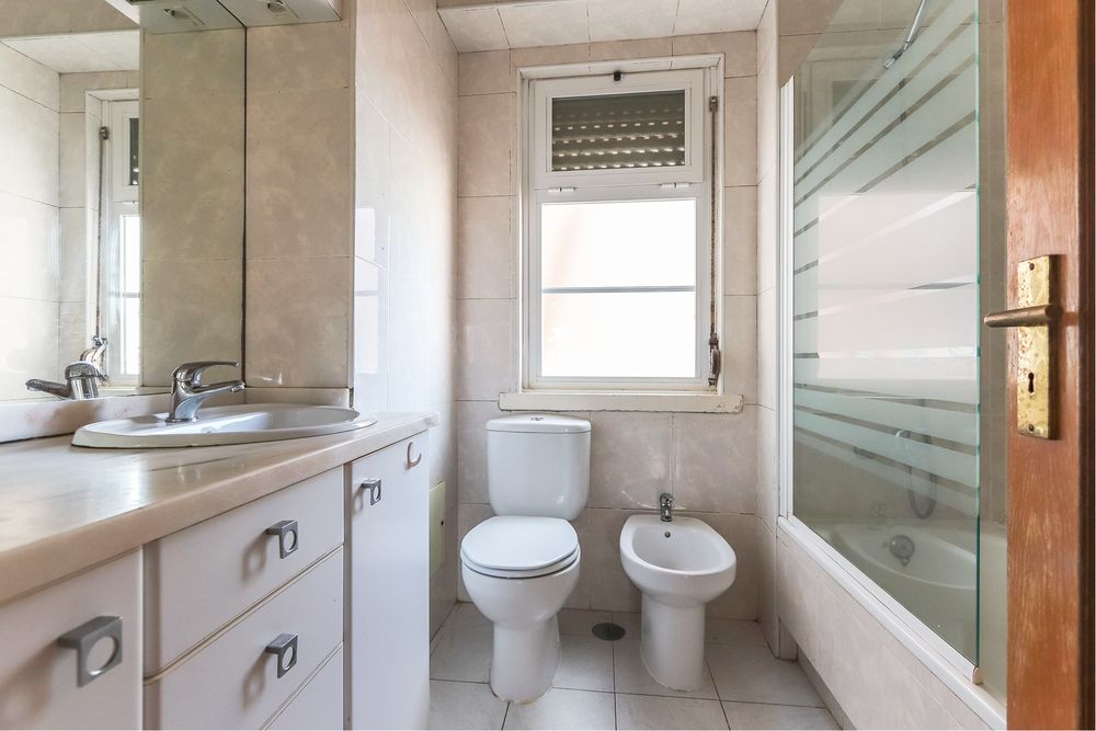 Quarto para Casal - Amadora