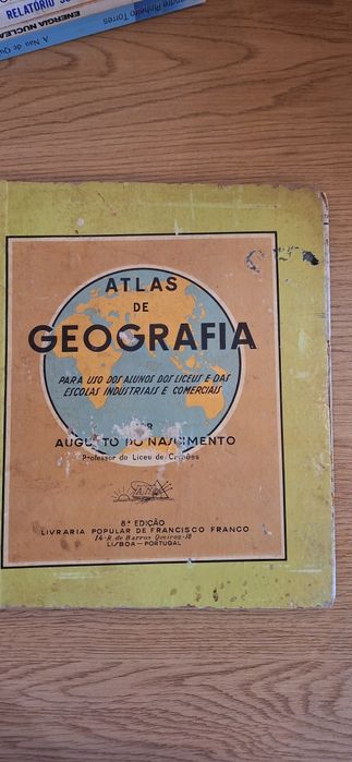Atlas de geografia- escolas industriais e comerciais  edição  de 1965