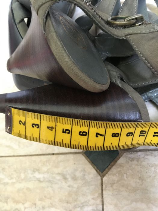 Ash, 38, 25 cm, sandały szare, skóra naturalna, zamki