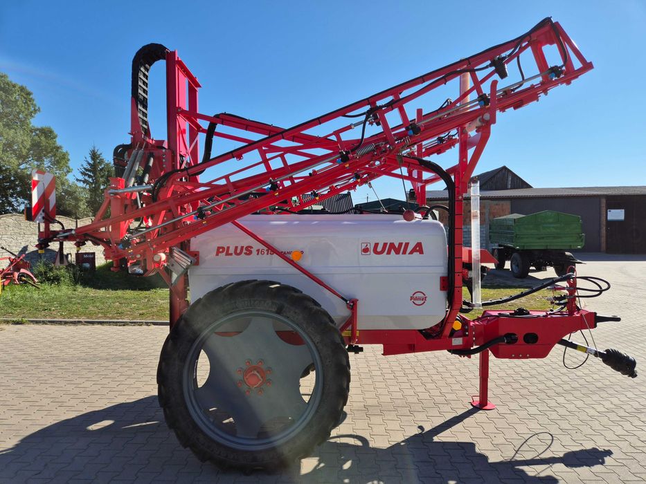Opryskiwacz UNIA PILMET PLUS 1615