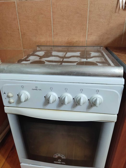 Продам Газову плиту ГРЕТА