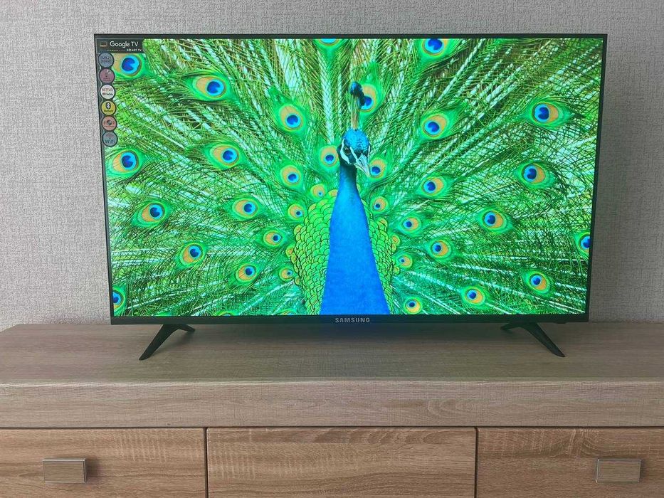 Телевизор Самсунг smart tv 24.32,42,45,55,60 дюймов 4K голосовой пульт