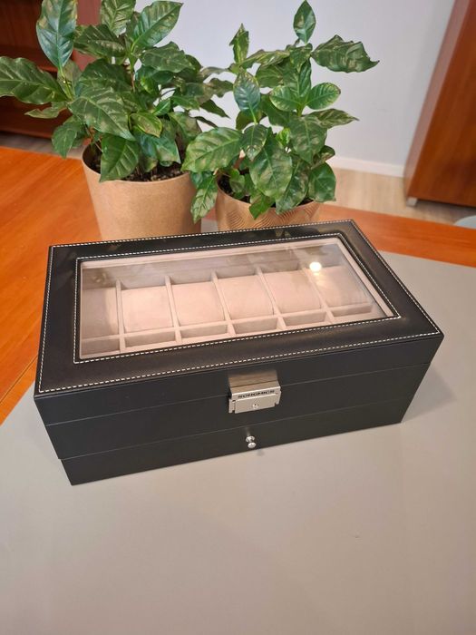 Pudełko na zegarki ,12 przegród,2 poziomy ,czarny,eko skóra