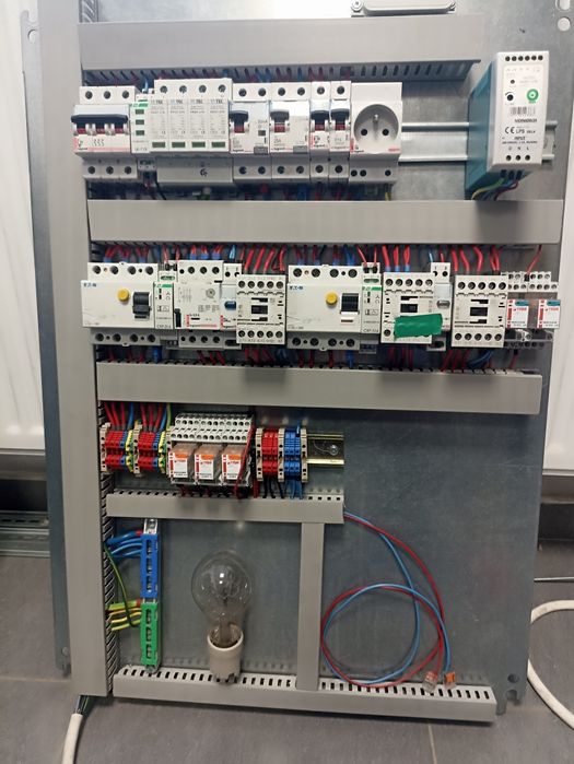 Awarie Elektryczne 24 h Usługi elektryczne Odbiory Pomiary Elektryczne