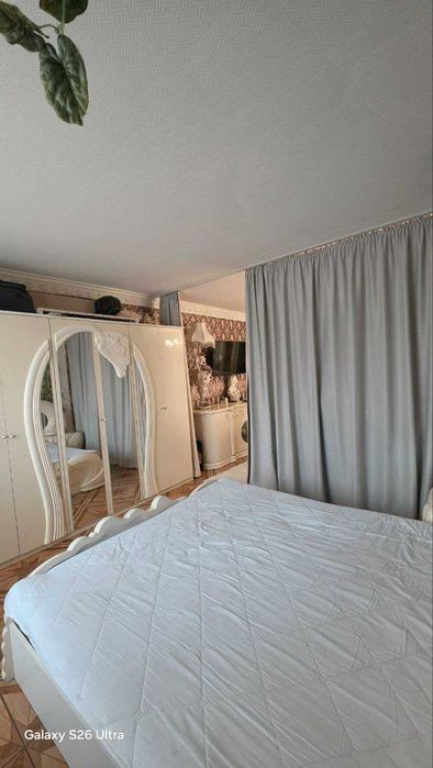 Здається простора великогабаритна квартира ,вул.Соборна