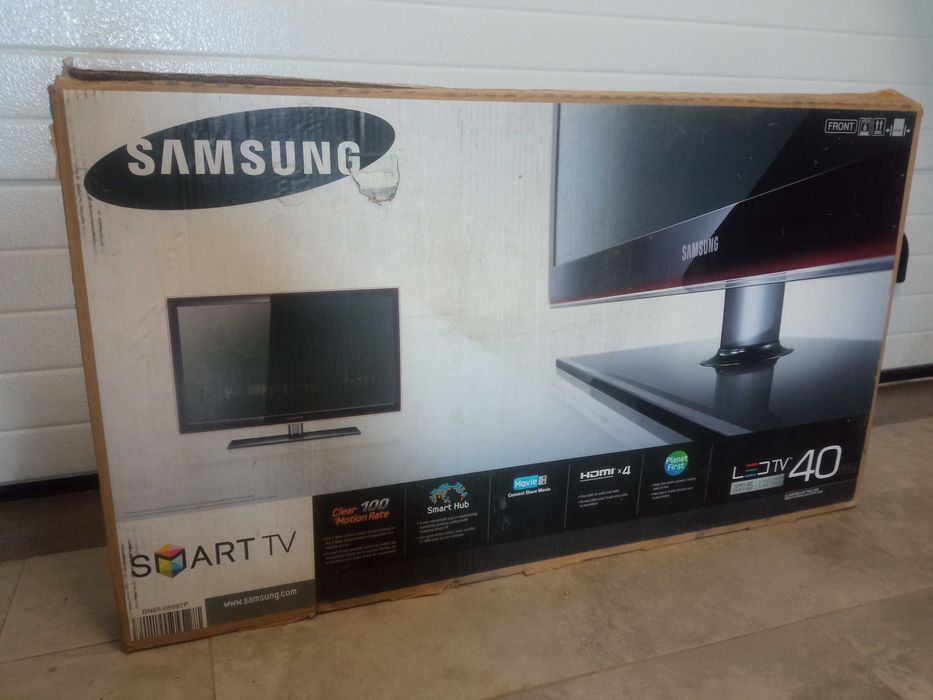 TV 40" Samsung HD  UE55AU7025K