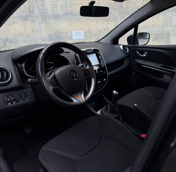 Renault Clio 1.5dci (poucos kms)