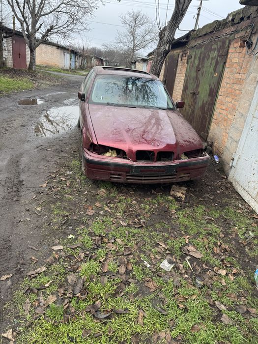 Бмв е 36на разбор