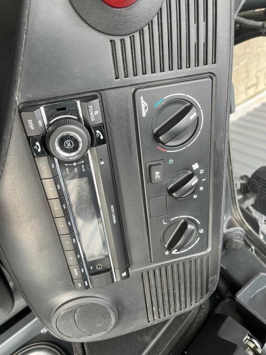 Wózek widłowy Linde E40HL-01/600 Elektryczny 2023 rok tylko 620h Kabina