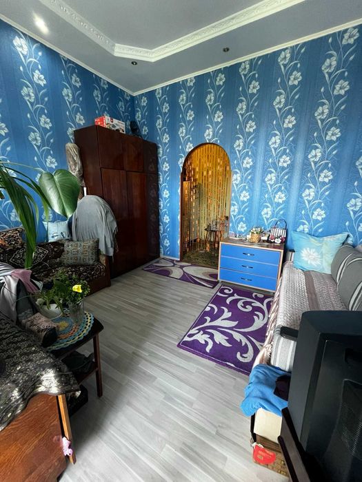 Продам гостинку 24.5м2 метро Заводская