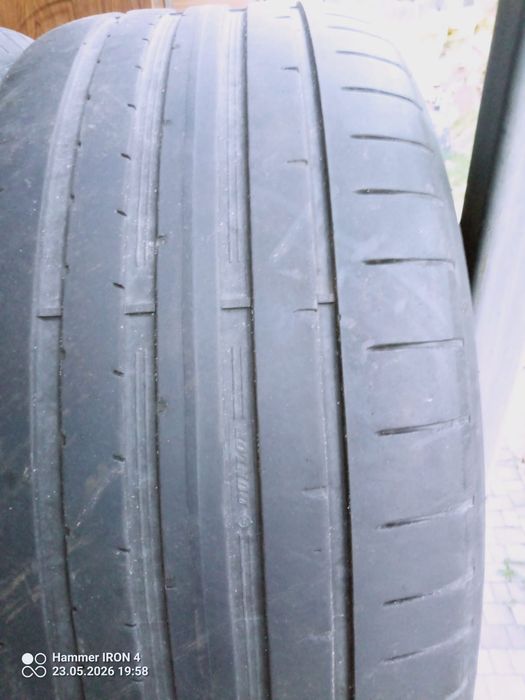 Opony Dunlop 245/45 R18 100Y