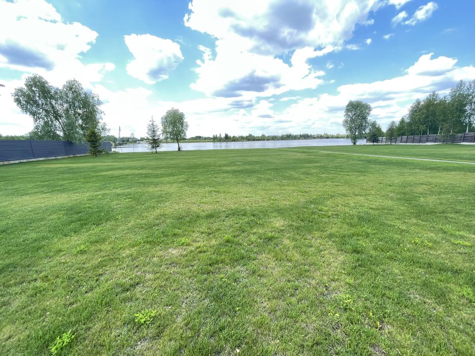 221000 Продам дом с выходом на Днепр. Вишенки Рядом золоче осокорки