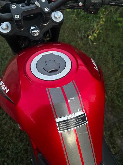 Мотоцикл Lifan sr200