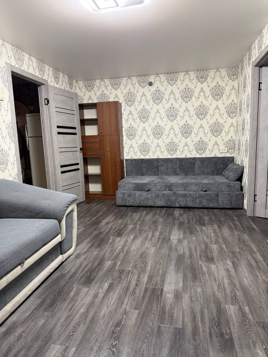 Сдаю в аренду по добово 2-кімнатну квартиру