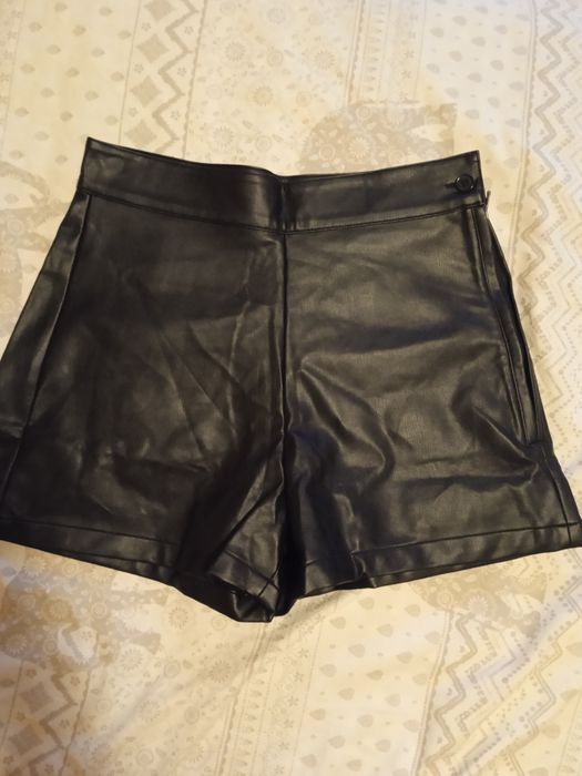 Шорти жіночі.В гарному стані