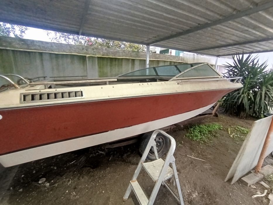 Vendo lanche Cruzader 19 pez americana clássica  com documentos