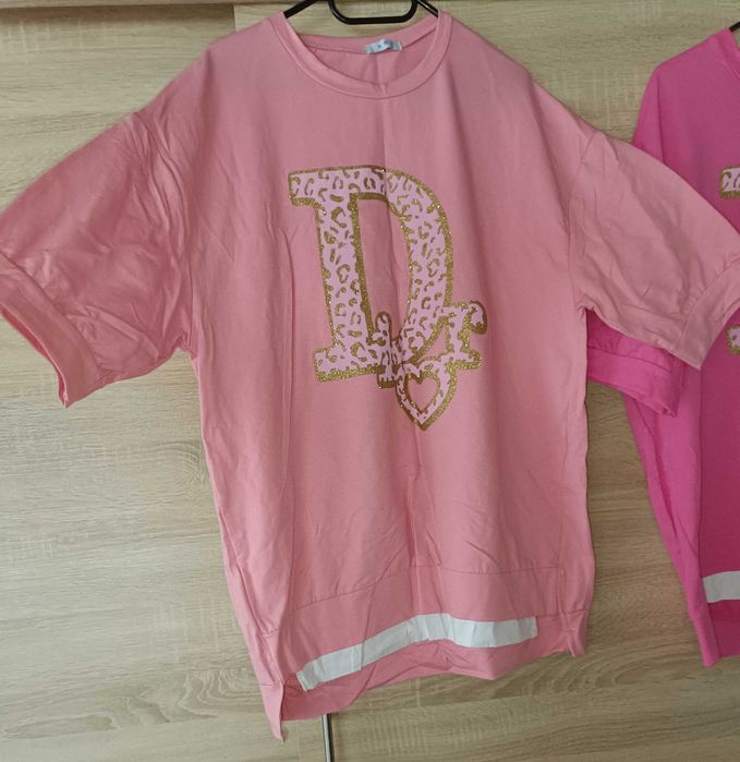 Nowa piękna bluza
