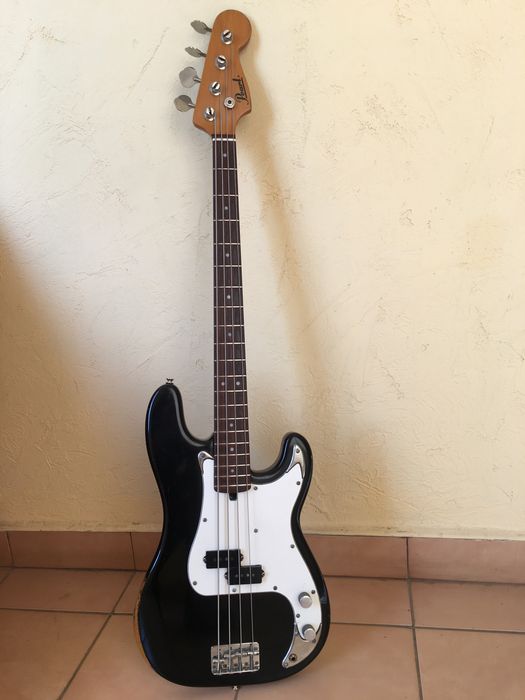 Bass Guitar Pearl