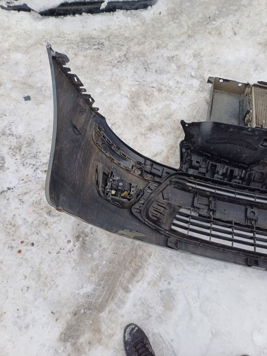 Citroen C4 ресталінг 08-11r передній бампер бампера в доброму стані