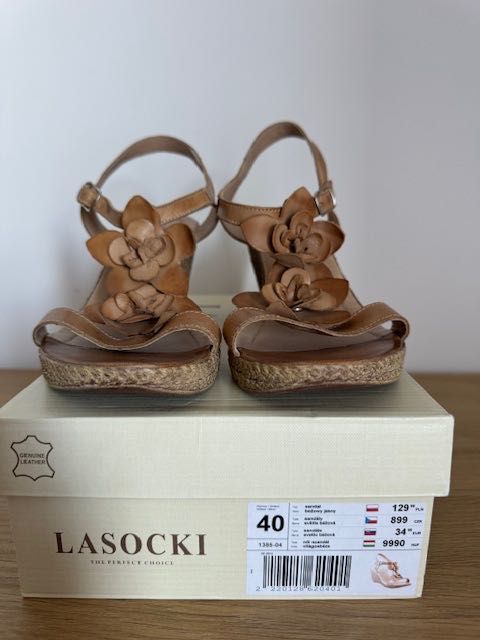 Sandały na koturnie Lasocki rozmiar 40, jasny beż, skóra