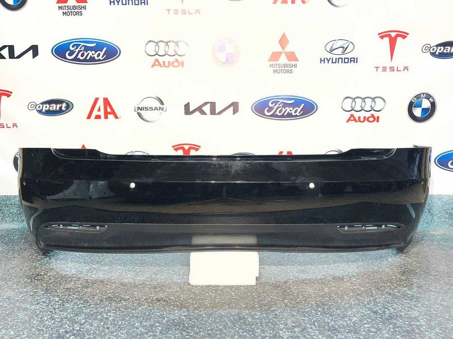 Бампер задній оригінал Б/В Tesla Model S 2012-2020