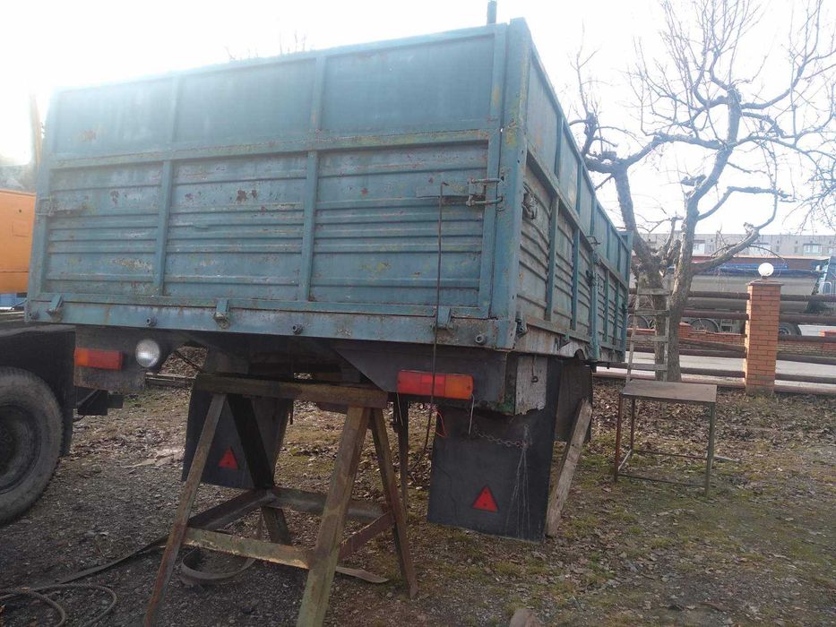 кузов бортовий МАЗ