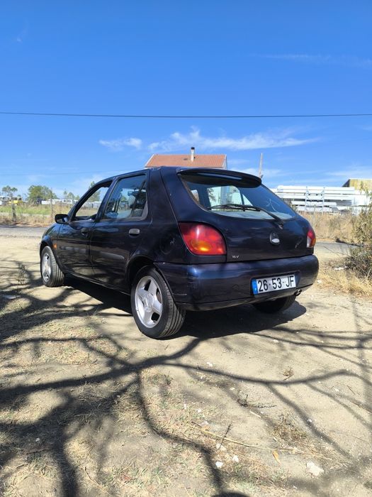 Ford Fiesta 1.25 foto 2