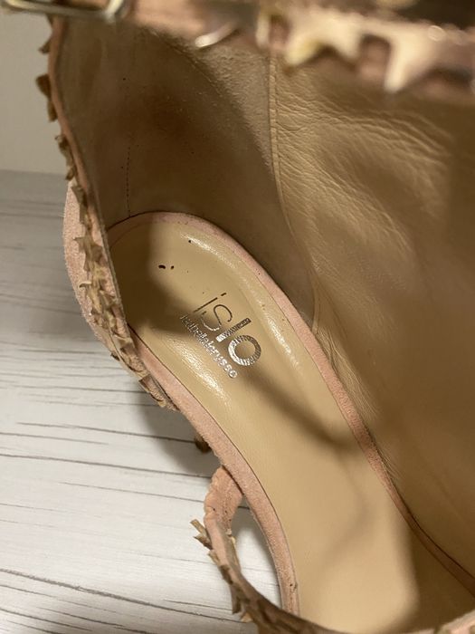 Туфлі жіночі на каблуку