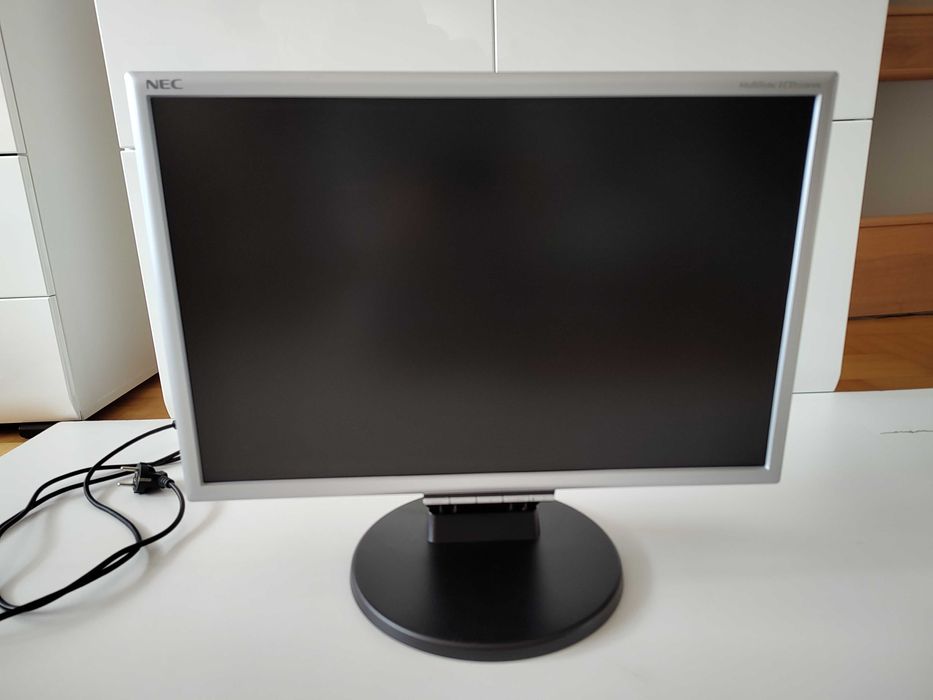 Monitor NEC lcd225wxm
