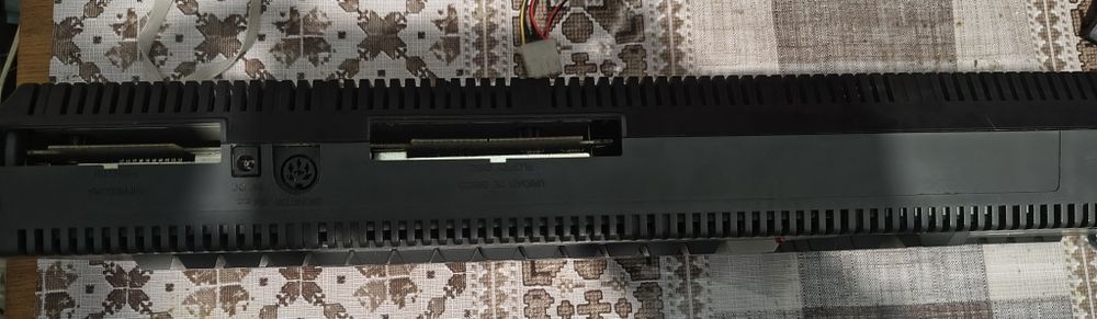 Ретро комп'ютер Amstrad CPC 464