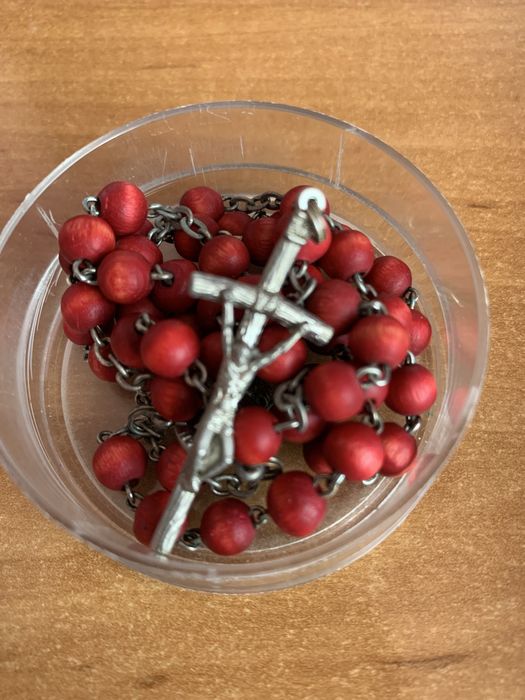 Poświęcony różaniec z  o. Pio z Matką Boską prosto z Rzymu