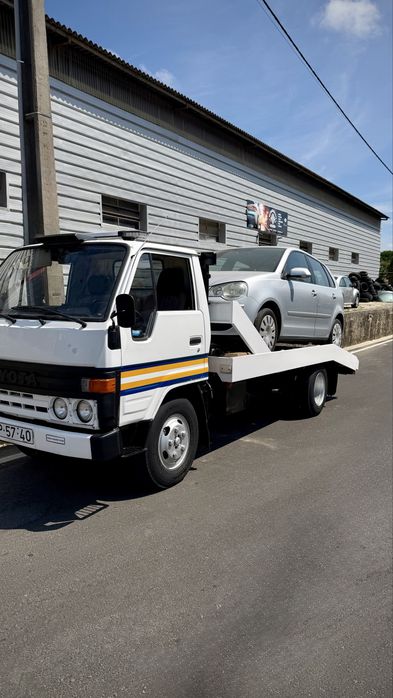 Servico pronto socorro/  transporte veiculos