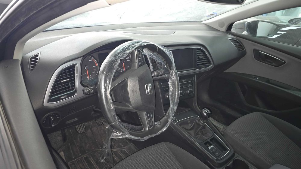 Venda de automóvel seat leon st 1.6 tdi  2019 peças