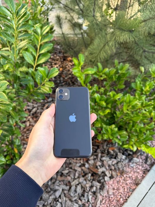 iPhone 11 64 gb Black R-Sim