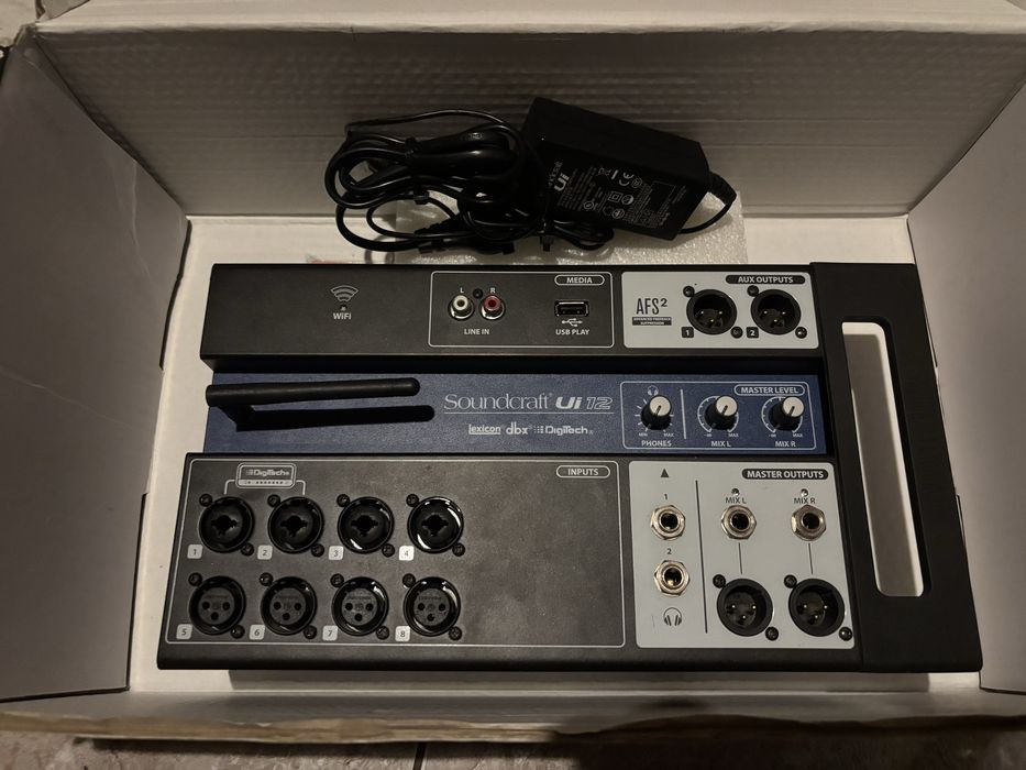 Mixer cyfrowy Soundcraft Ui-12 mikser cyfra