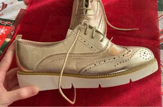 Sapatos Gold N40