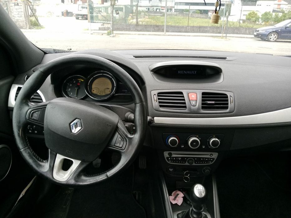 Megane 1.5 dci 2010 ,  200 000 km