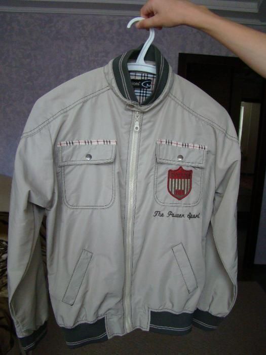 Куртка ветровка Marions  в новом состоянии