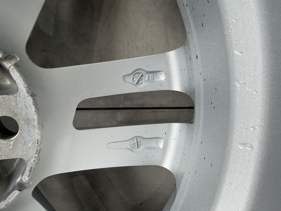 Диски з резиной 205.60.R16 5/100 VW Vag Golf4 Polo Skoda Seat