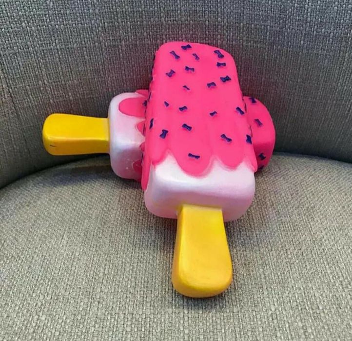 Іграшка жувальна з харчового матеріалу для собак