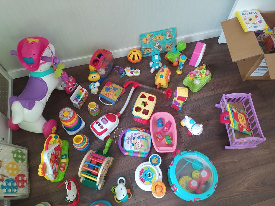 Brinquedos bebé/criança