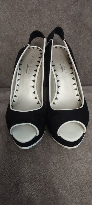 Czarne zamszowe buty na koturnie roz 37,5