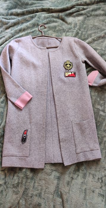 Пальто-кардиган з нашивками + подарую пару нашивок