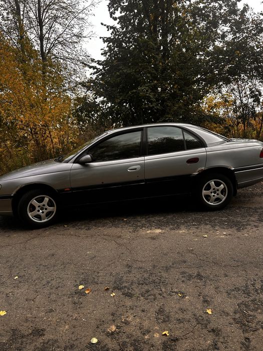 автомобіль опель